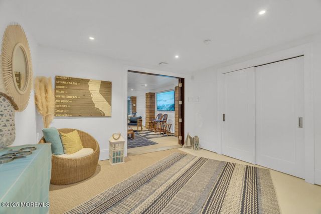 985 Ocean Avenue, Mantoloking, NJ 08738