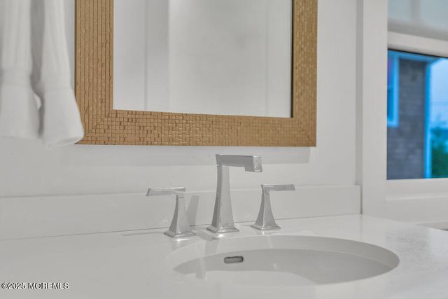 985 Ocean Avenue, Mantoloking, NJ 08738