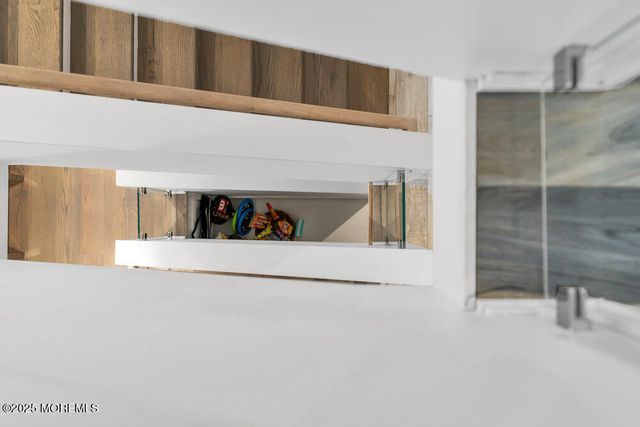 985 Ocean Avenue, Mantoloking, NJ 08738