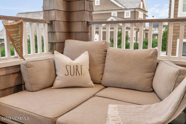 985 Ocean Avenue, Mantoloking, NJ 08738