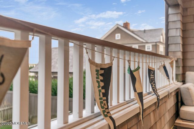 985 Ocean Avenue, Mantoloking, NJ 08738