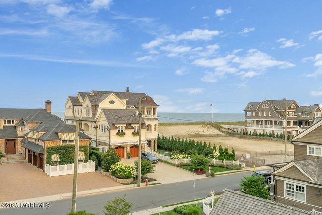 985 Ocean Avenue, Mantoloking, NJ 08738