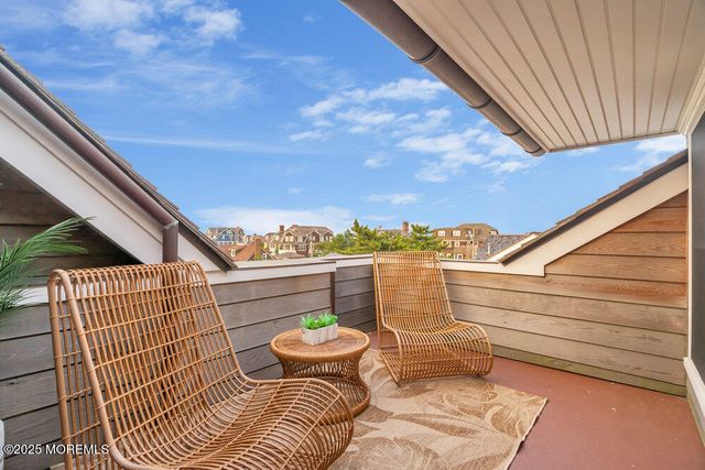 985 Ocean Avenue, Mantoloking, NJ 08738