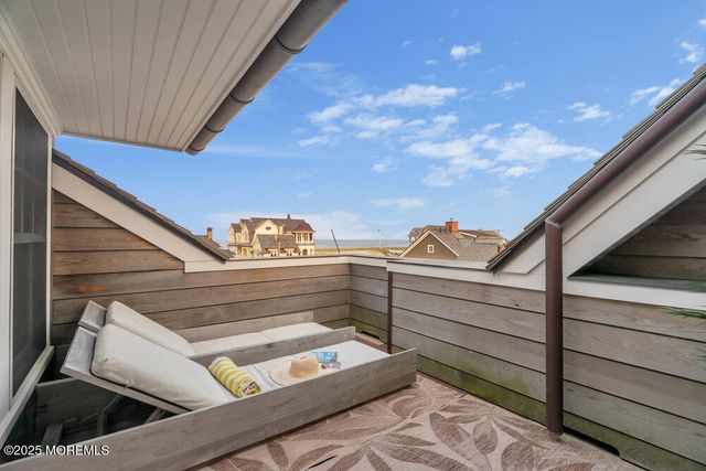 985 Ocean Avenue, Mantoloking, NJ 08738