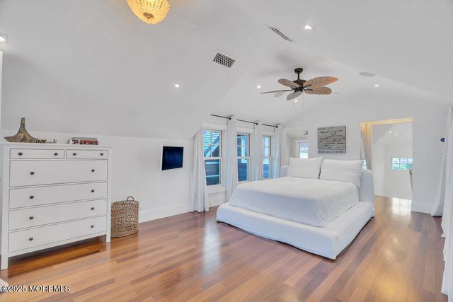 985 Ocean Avenue, Mantoloking, NJ 08738