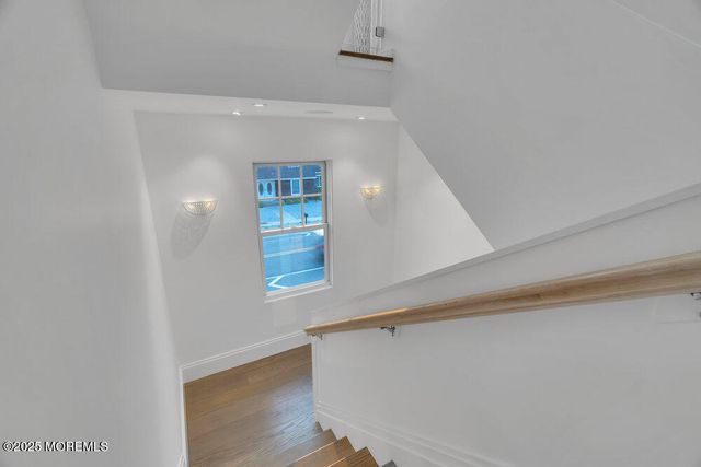 985 Ocean Avenue, Mantoloking, NJ 08738