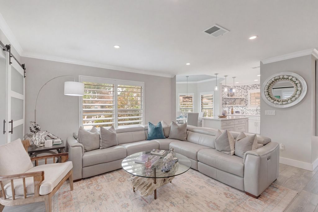 204 W Sandestin Boulevard, Miramar Beach, FL 32550