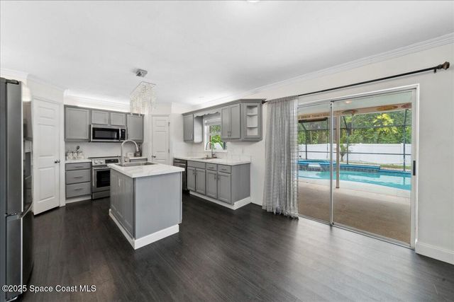 6735 Grissom Parkway, Cocoa, FL 32927