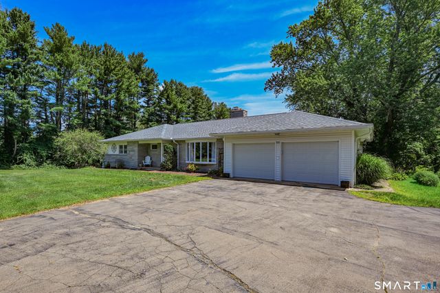 125 Mountain Road, Seymour, CT 06483