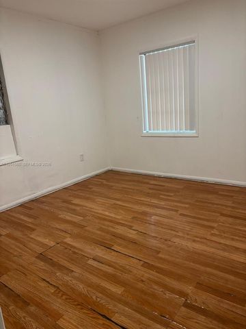 1815 NW 53rd St ., Miami, FL 33142