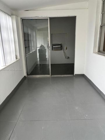 1815 NW 53rd St ., Miami, FL 33142