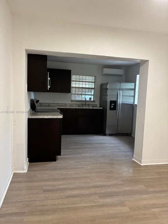 1815 NW 53rd St ., Miami, FL 33142