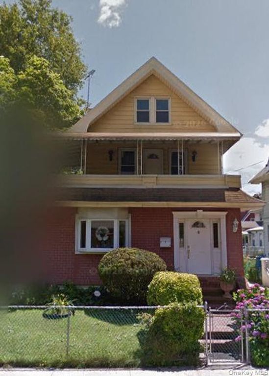 19512 100th Avenue, Hollis, NY 11423