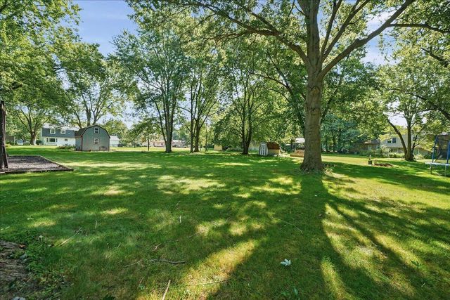 108 Fordwick Lane, Valparaiso, IN 46383
