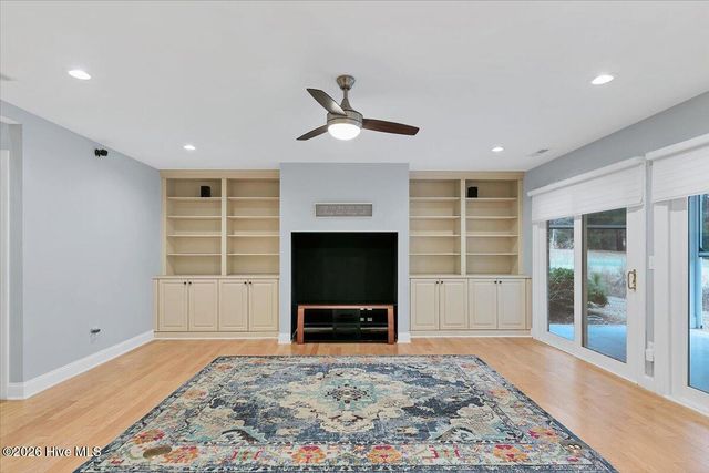 22 Glen Devon Drive, Southern Pines, NC 28387