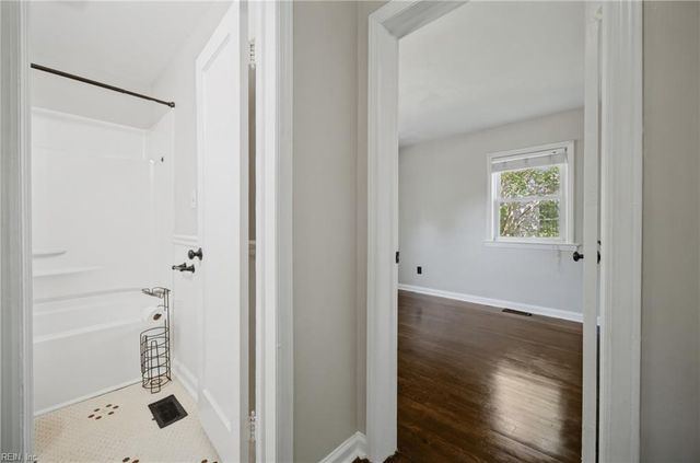 1344 Jenifer ST, Norfolk, VA 23503