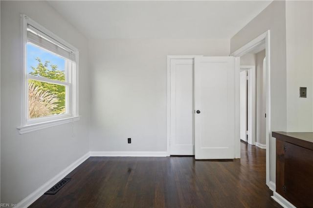 1344 Jenifer ST, Norfolk, VA 23503