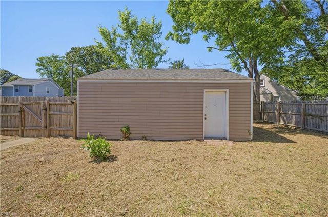 1344 Jenifer ST, Norfolk, VA 23503