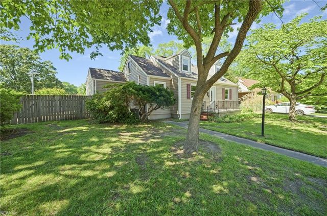 1344 Jenifer ST, Norfolk, VA 23503