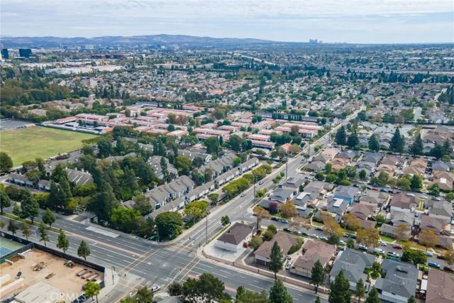 2601 W Juniper, Santa Ana, CA 92704
