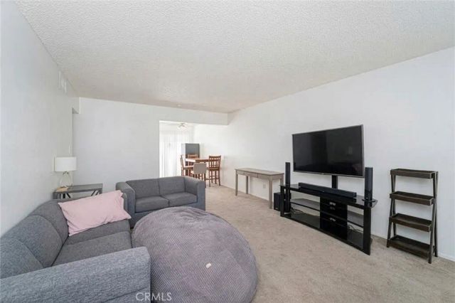 2601 W Juniper, Santa Ana, CA 92704