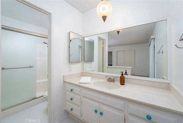 2601 W Juniper, Santa Ana, CA 92704