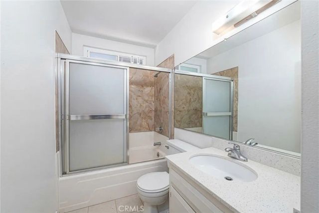 2601 W Juniper, Santa Ana, CA 92704
