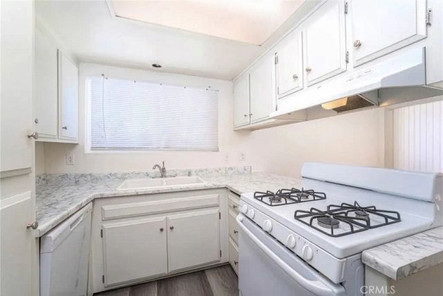 2601 W Juniper, Santa Ana, CA 92704