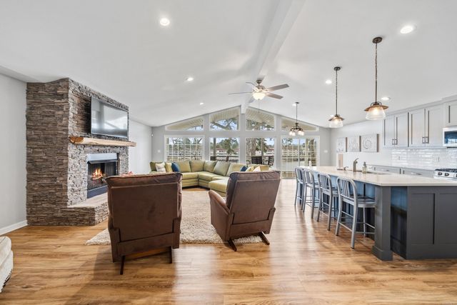 314 Paradise Point, Hot Springs National Park, AR 71913