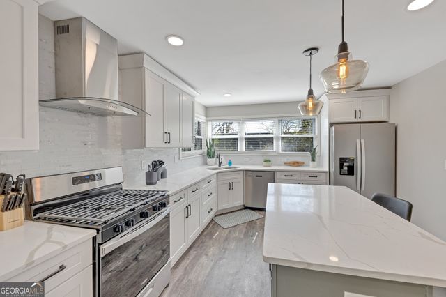 155 Parkview Drive SE, Marietta, GA 30060