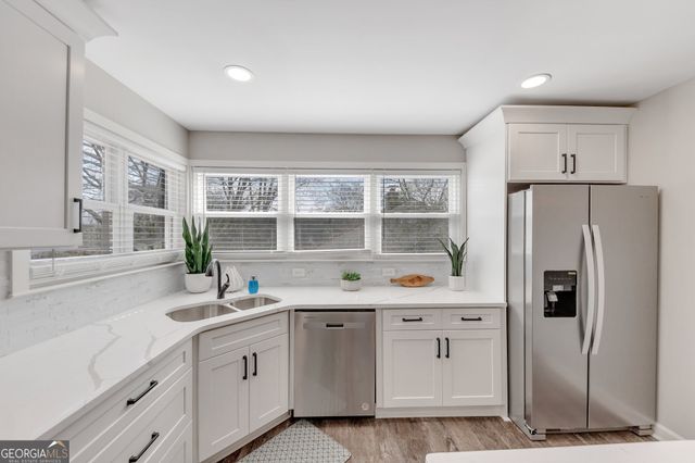 155 Parkview Drive SE, Marietta, GA 30060