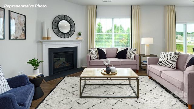 5620 Pamplona Way, Charlotte, NC 28214