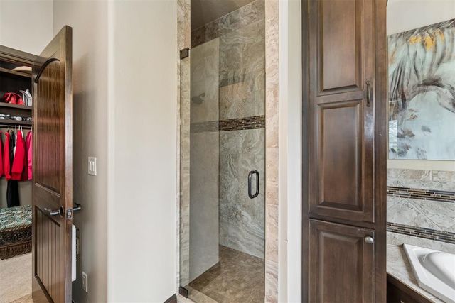 21484 S Sawtooth Circle, Edmond, OK 73012