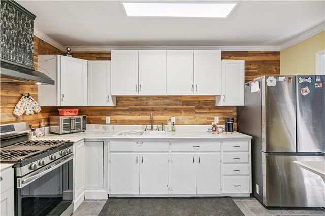 2111 Clairmont Lane, Brunswick, GA 31520