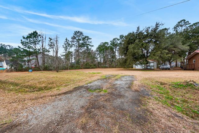 105 Young Drive, Summerville, SC 29483
