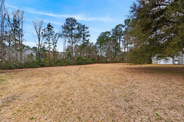 105 Young Drive, Summerville, SC 29483