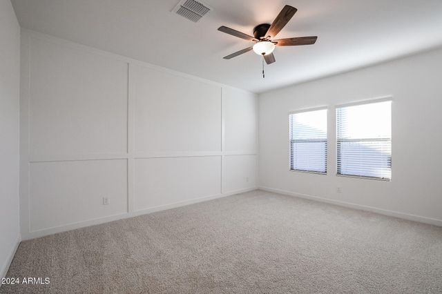 7931 W FRIER Drive, Glendale, AZ 85303