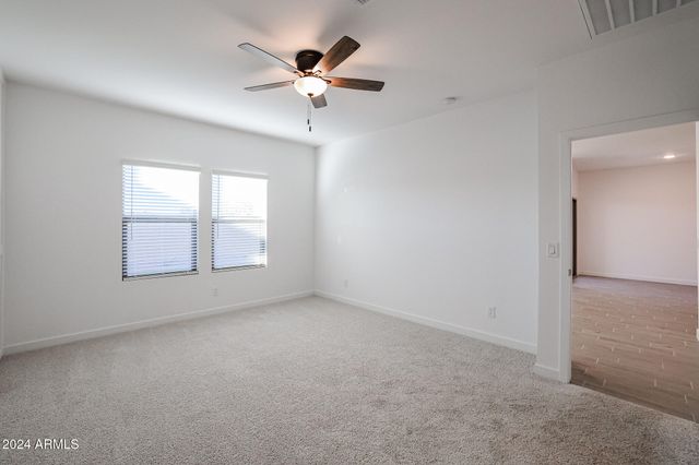 7931 W FRIER Drive, Glendale, AZ 85303