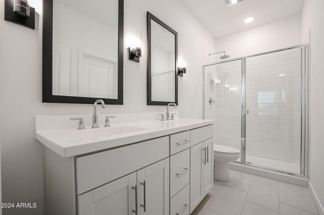 7931 W FRIER Drive, Glendale, AZ 85303