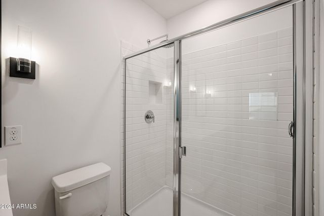 7931 W FRIER Drive, Glendale, AZ 85303