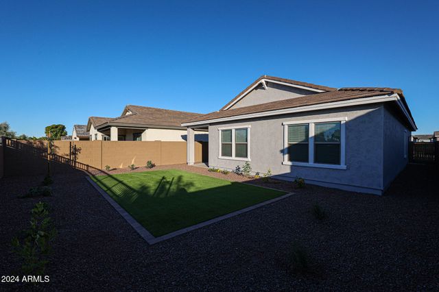 7931 W FRIER Drive, Glendale, AZ 85303