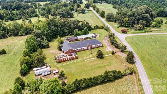 1318 Ostwalt Amity Road, Cleveland, NC 27013