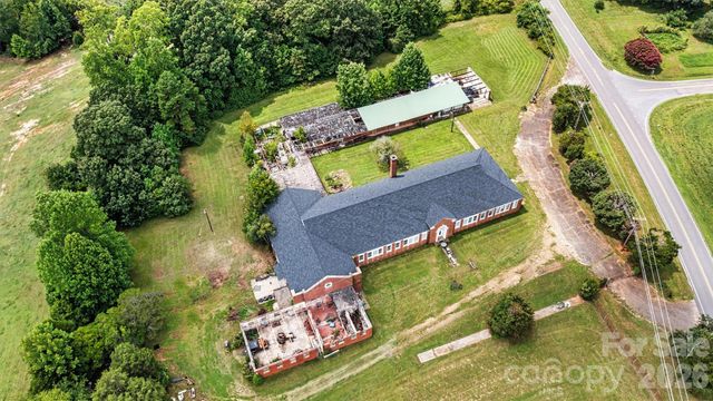 1318 Ostwalt Amity Road, Cleveland, NC 27013