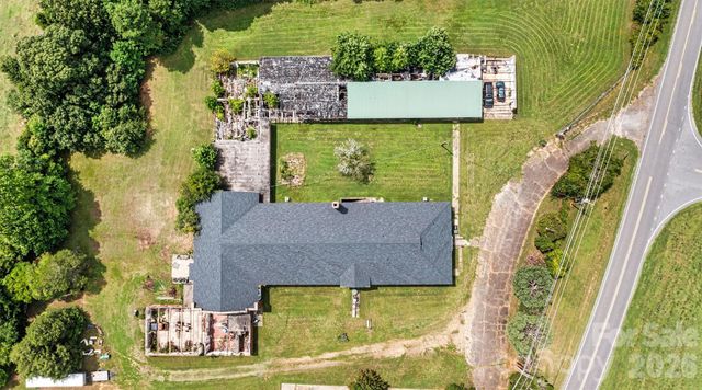 1318 Ostwalt Amity Road, Cleveland, NC 27013
