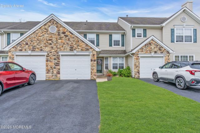 205 Iris Way, Brick, NJ 08724