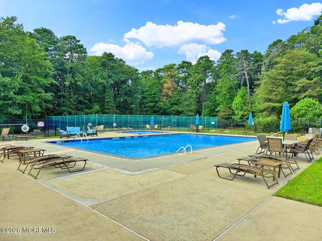 205 Iris Way, Brick, NJ 08724