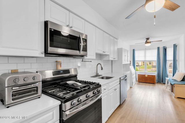 205 Iris Way, Brick, NJ 08724