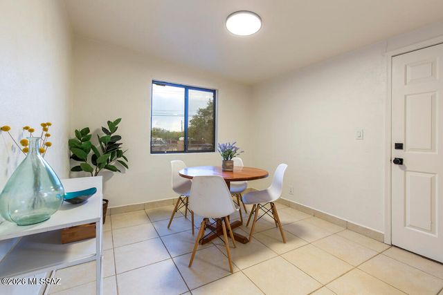 1310 N 14th Avenue, Tucson, AZ 85705