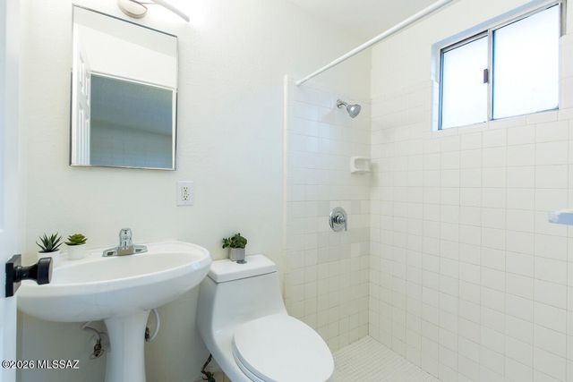 1310 N 14th Avenue, Tucson, AZ 85705