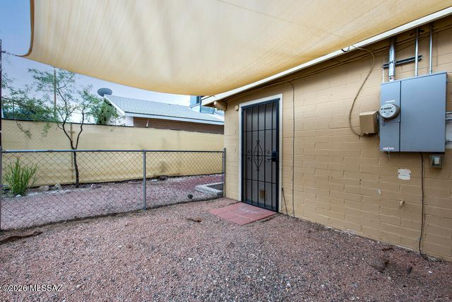 1310 N 14th Avenue, Tucson, AZ 85705